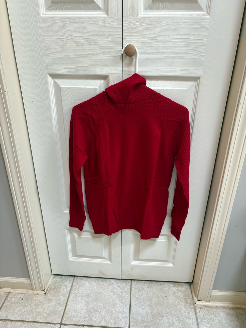 NWT Red Ribbed Turtleneck Sweater - Picture 2 of 4